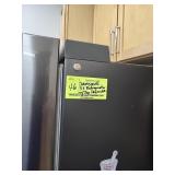 SAMSUNG  SS REFRIGERATOR  W/ TOP  FREEZER