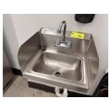 ADVANCE TABCO SS HAND SINK