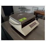 HOBART DIGITAL SCALE