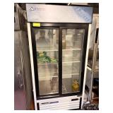 EVEREST 2 SLIDING GLASS DOOR REFRIGERATOR