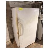 SINGLE DOOR FREEZER
