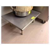SS GRILL STAND
