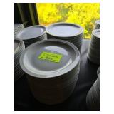 WHITE PLATES
