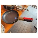 Rubber Handle Frying Pans