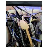 LOT OF TONGS