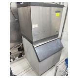 Scotsman CME506AS-1F Ice Machine