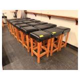 BLACK TOP BAR STOOL