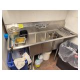 Steelton Three-Compartment Stainless Steel Sink
