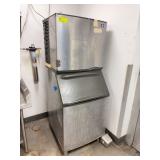 Manitowoc SY0854A Commercial Ice Maker