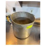 Large Aluminum Stock Pot With Side Handles