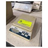 Edlund Model E160 Digital Portion Scale