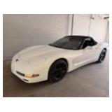 231998 CHEVY CORVETTE CONV WHITE - 31K MILES