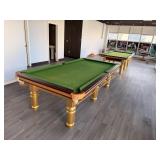 POOL TABLE