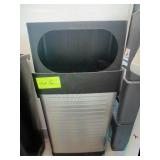 TRASH CAN