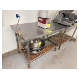Stainless Steel Work Table With Undershelf