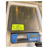 AvaWeigh 100 lb Digital Scale
