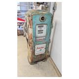BENNETT SINCLAIR GAS PUMP