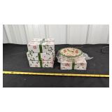 Temptations Peppermint Bowls in Box (4)