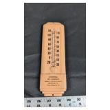 UNIVERSAL OIL COMPANY METAL THERMOMETER