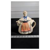 SHAWNEE GRANNY ANNE TEAPOT
