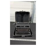 ROYAL TYPEWRITER
