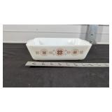 PYREX CASSEROLE DISH