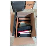 FRAMES AND PHOTO ALBUMS