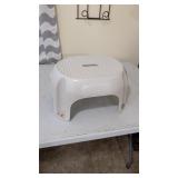 STEP STOOL