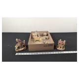 DAVID WINTER FIGURINES