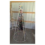 CHRISTMAS TREE YARD DECOR
