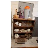 SHELF WITH CONTENTS
