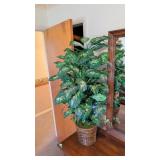 FAUX PLANT 40' TALL