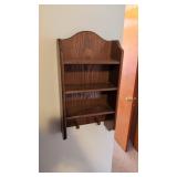 WALL SHELF 19' X 10'