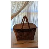 PICNIC BASKET