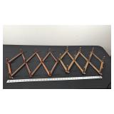 WALL RACK