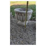 CONCRETE PLANTER