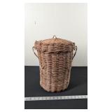 WICKER BASKET