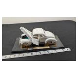 DIE-CAST CAR