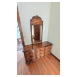 AMERICAN DRESSER 31' TALL X 62' X 18'