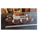 GLASSBERRY BOWLS