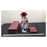 AMERICAN GIRL DOLL
