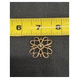 10k Brooch
