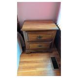 AMERICAN DREW NIGHTSTAND 24' TALL X 24' X 16'