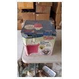 ICE CREAM MAKER