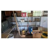 GARAGE LOT