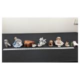 FIGURINES