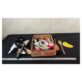 KITCHEN UTENSILS
