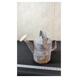 METAL SPRINKLER CAN