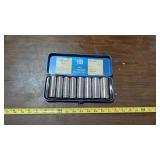 SOCKET SET