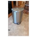 TRASHCAN